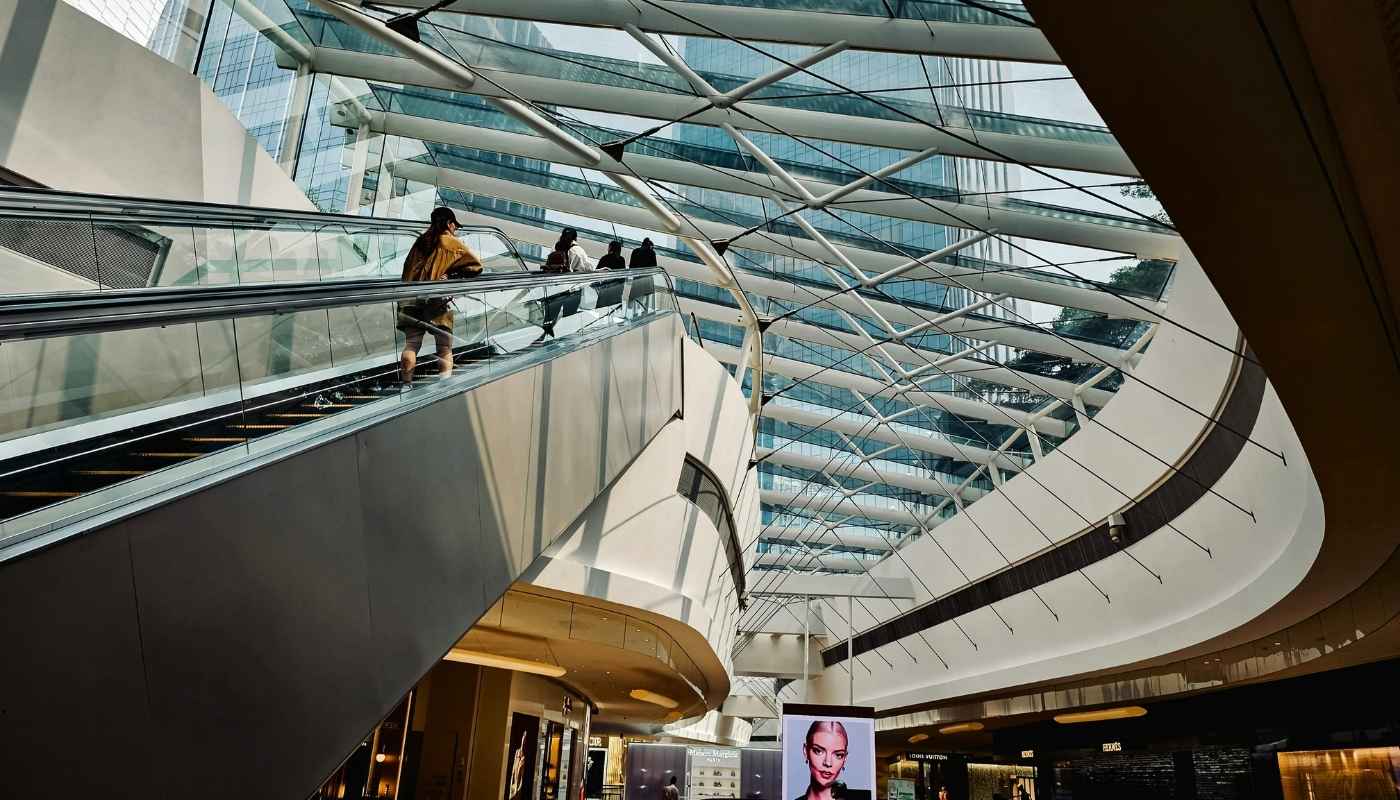 صورة توضيحية عن التسويق للمولات التجارية واستراتيجيات جذب الزوار